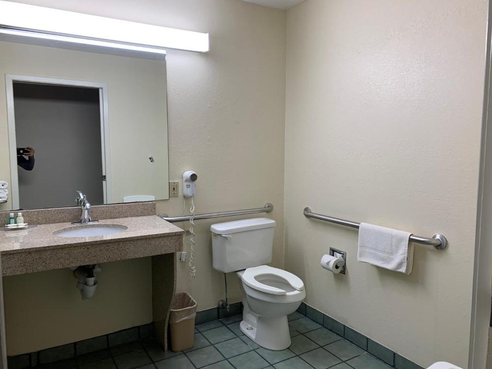 Quality Inn Montgomery Image 14