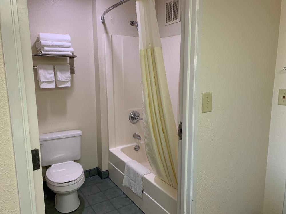 Quality Inn Montgomery Image 15