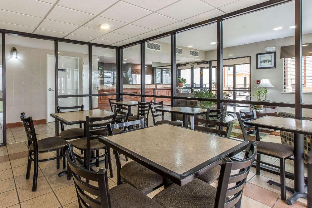 Quality Inn Montgomery Image 6
