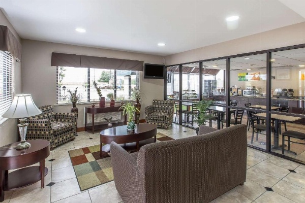 Quality Inn Montgomery image 19